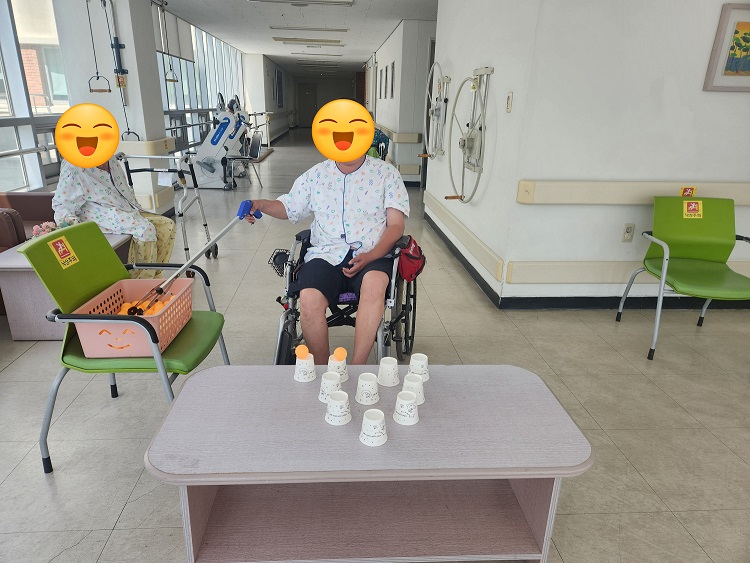 놀이요법<탁구공 옮기기>